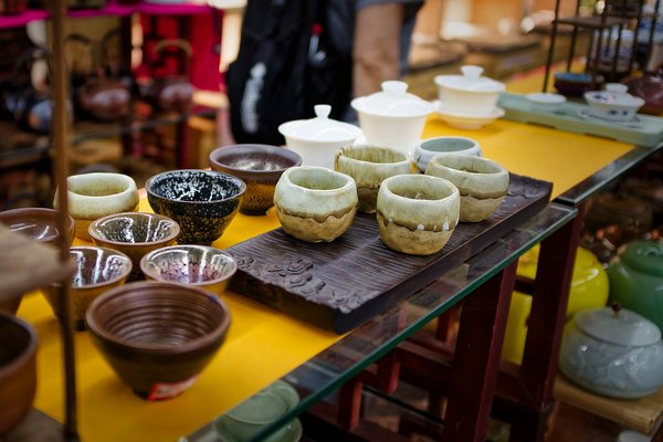 How to find the best local crafts in the Lake District?